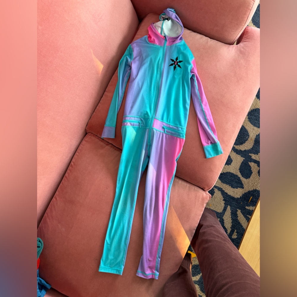 Airblaster ninja suit - kids snow sport base layer small 6-8y